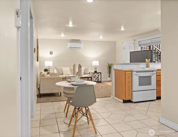 $1,150,000 | 16224 82nd Street Southeast, Snohomish, WA 98290