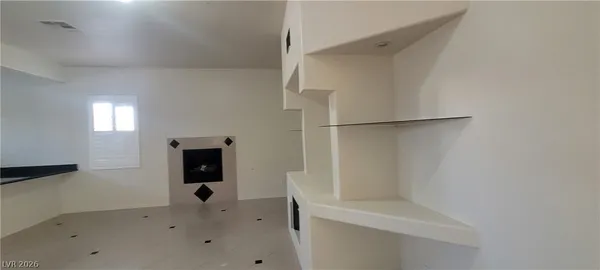 $3,100 | 7728 Villa De La Paz Avenue, Las Vegas, NV 89131