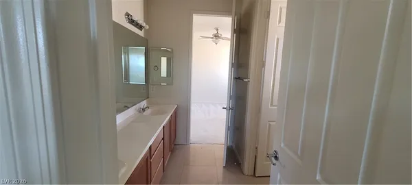 $3,100 | 7728 Villa De La Paz Avenue, Las Vegas, NV 89131