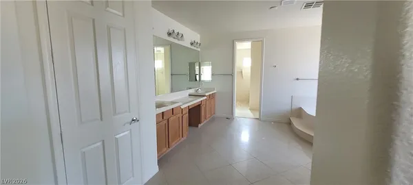$3,100 | 7728 Villa De La Paz Avenue, Las Vegas, NV 89131