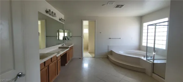$3,100 | 7728 Villa De La Paz Avenue, Las Vegas, NV 89131
