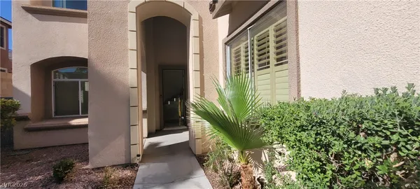 $3,100 | 7728 Villa De La Paz Avenue, Las Vegas, NV 89131