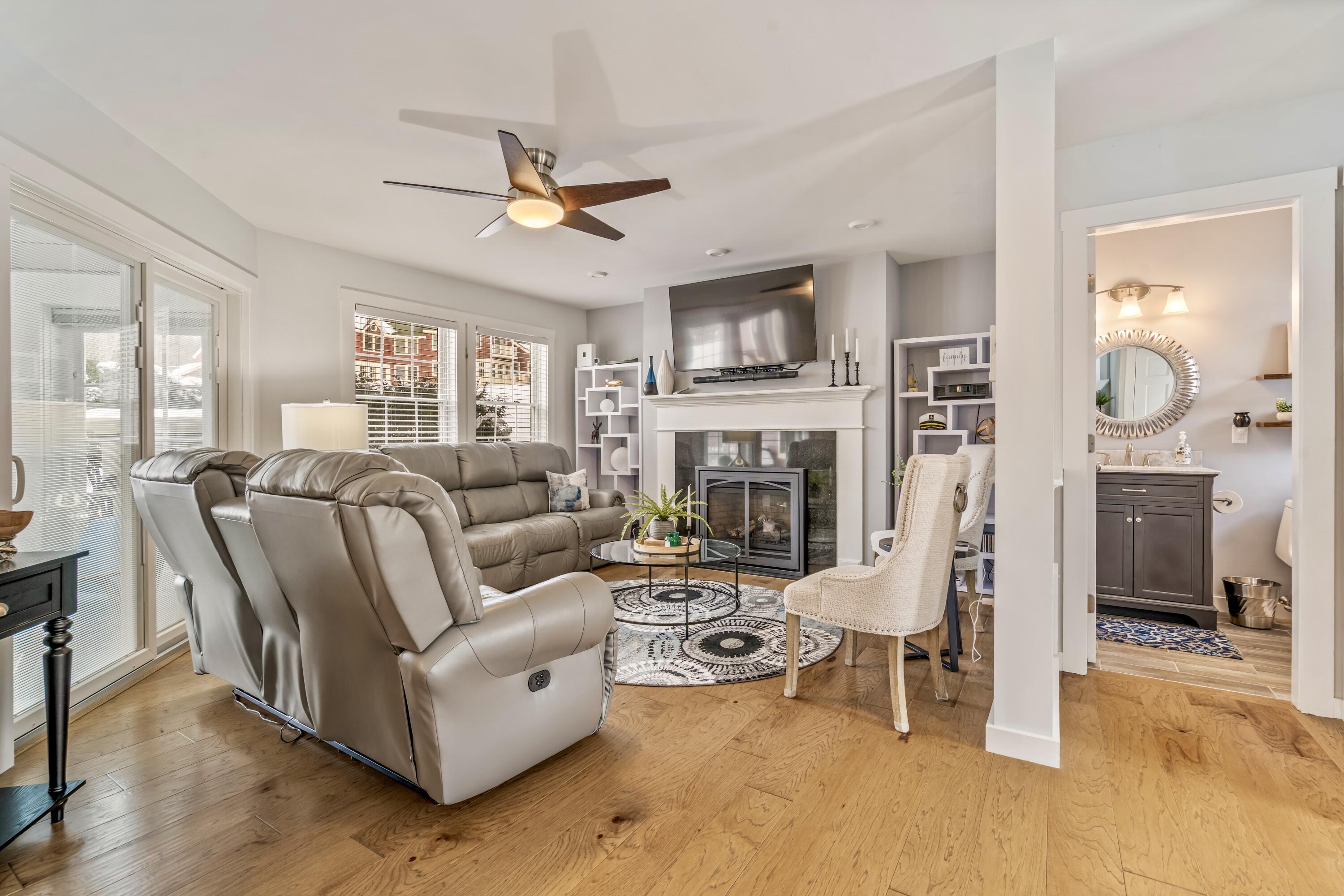 29 Winsor Green Road, Unit 29 Naples, ME 04055 - Photo 7 of 63 Living 4