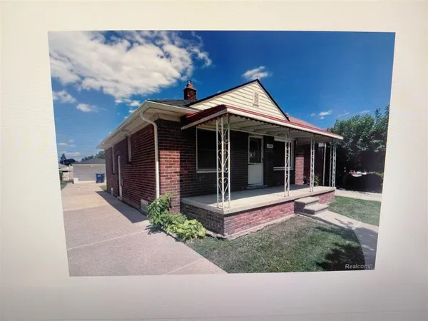 $1,600 | 1038 Detroit Avenue, Lincoln Park, MI 48146