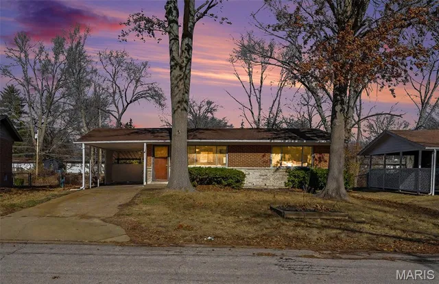 $139,900 | 1663 Maldon Lane, St. Louis, MO 63136