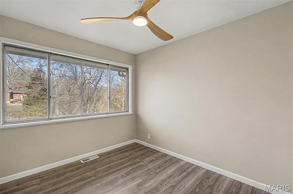 1663 Maldon Lane St. Louis, MO 63136 - Photo 14 of 21