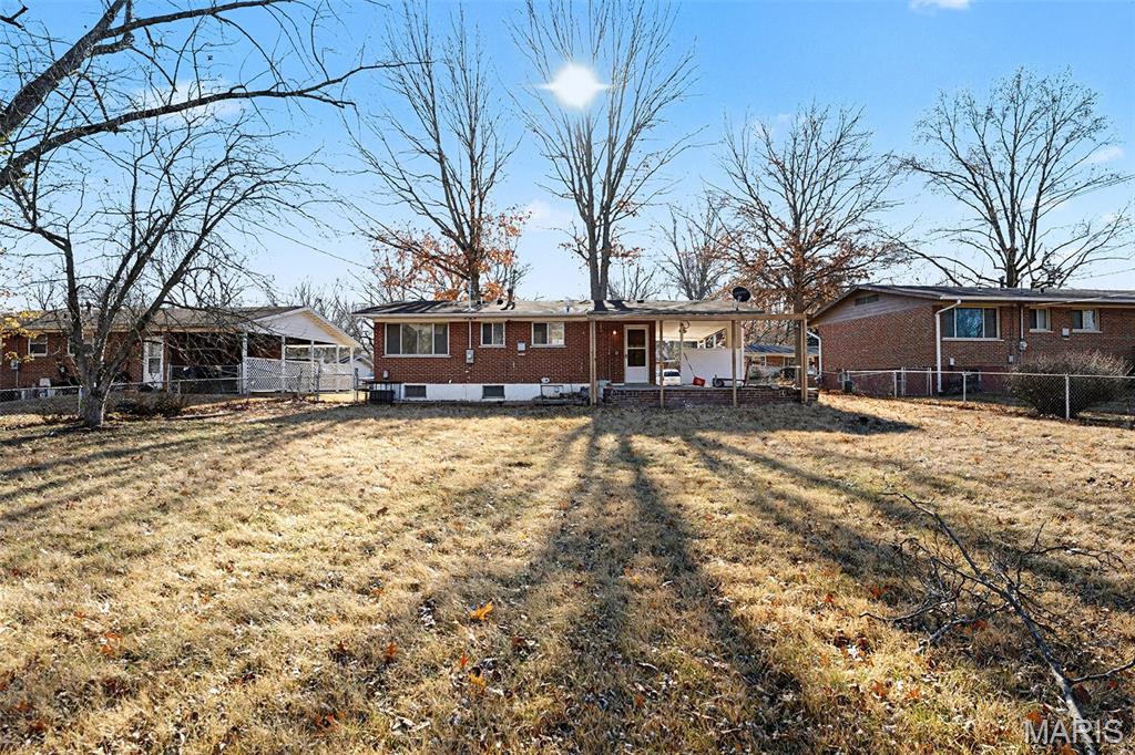 1663 Maldon Lane St. Louis, MO 63136 - Photo 17 of 21