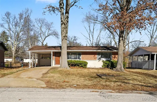 $139,900 | 1663 Maldon Lane, St. Louis, MO 63136