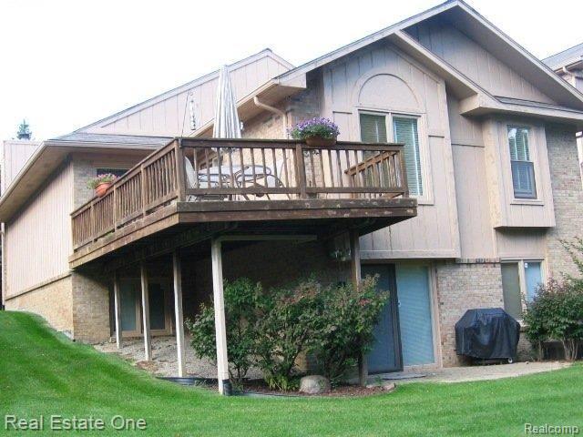 22040 River Ridge Trail Farmington, MI 48335 - Photo 17 of 17 Back of Home