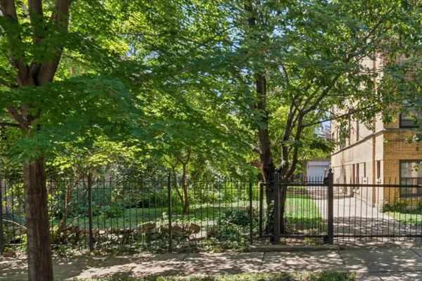 $75,000 | 3429 West Adams Street, Chicago, IL 60624