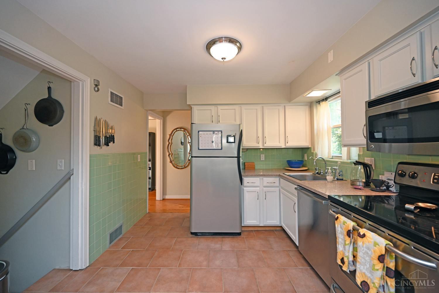 6221 Robison Road Cincinnati, OH 45213 - Photo 10 of 33 Gallery Image 10