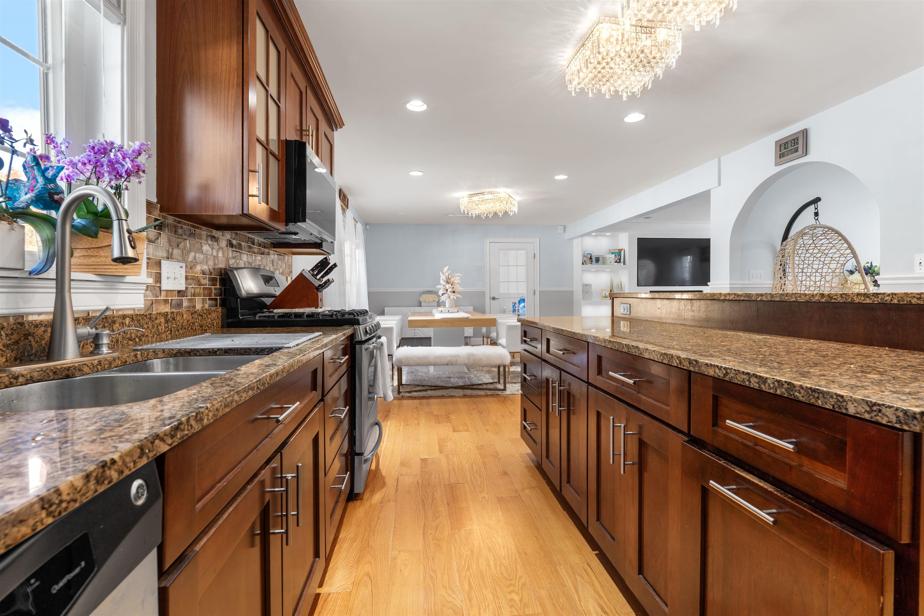 10 Evelyn Road Salem, NH 03079 - Photo 15 of 50