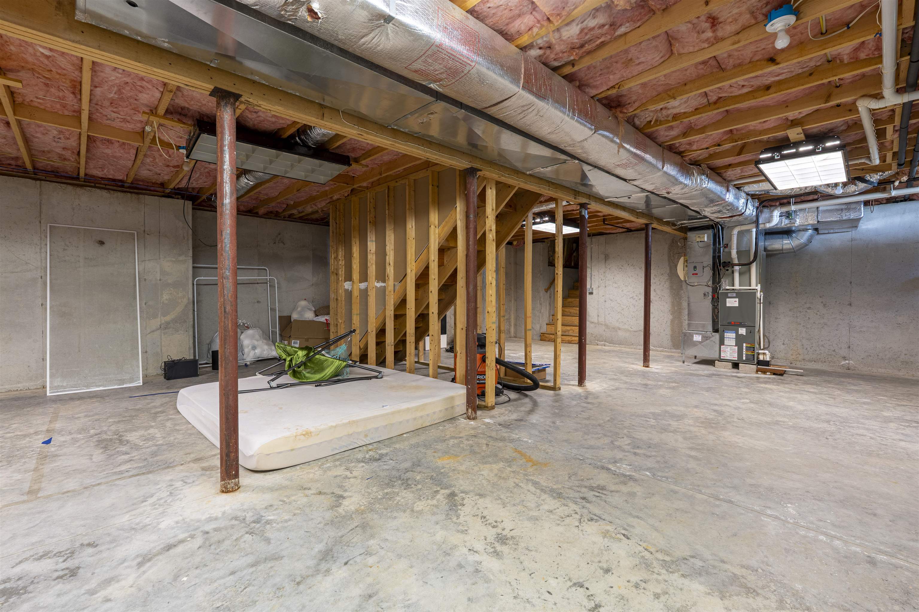 10 Evelyn Road Salem, NH 03079 - Photo 41 of 50