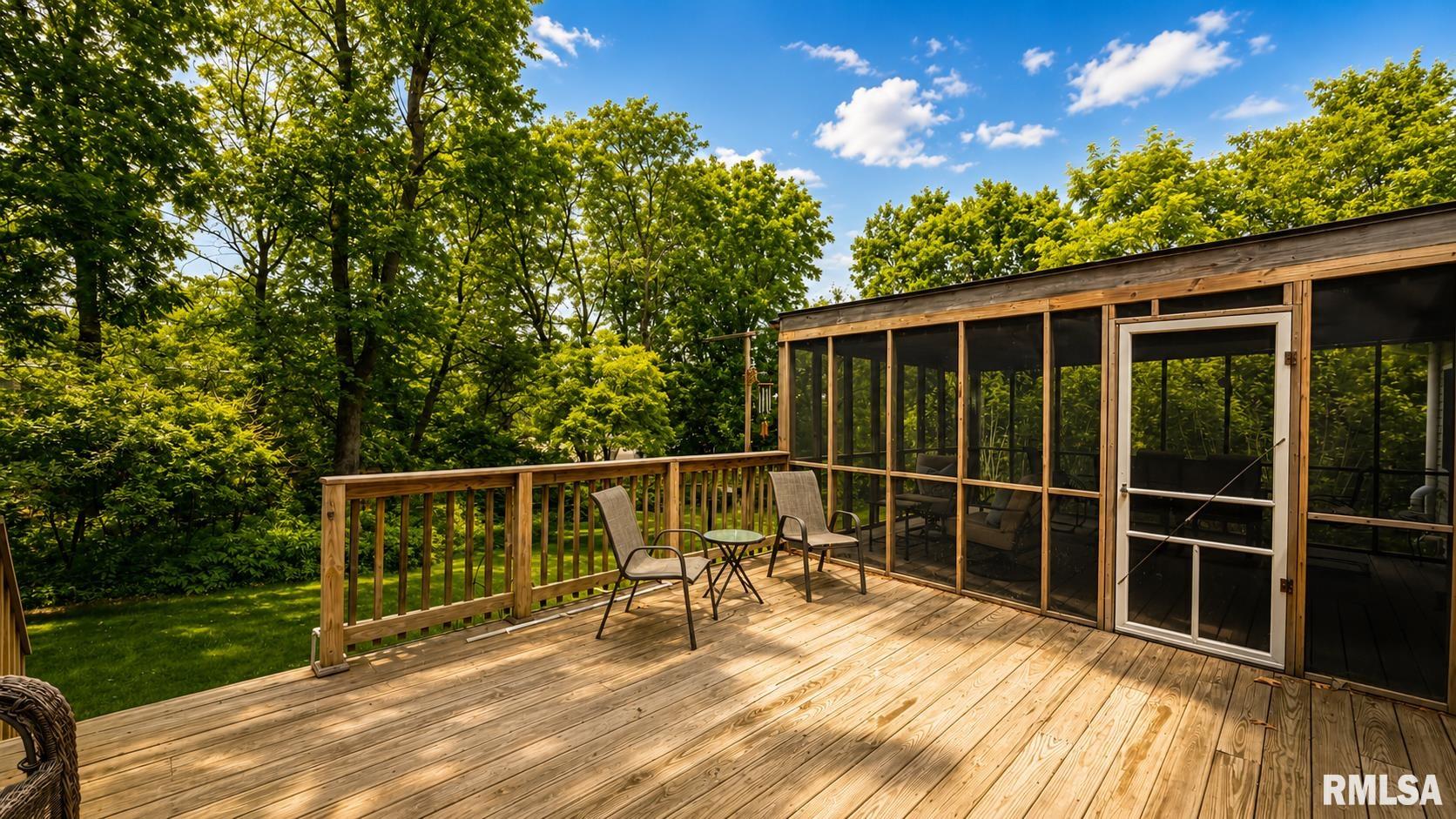 6607 North Saint Marys Road Peoria, IL 61614 - Photo 33 of 50