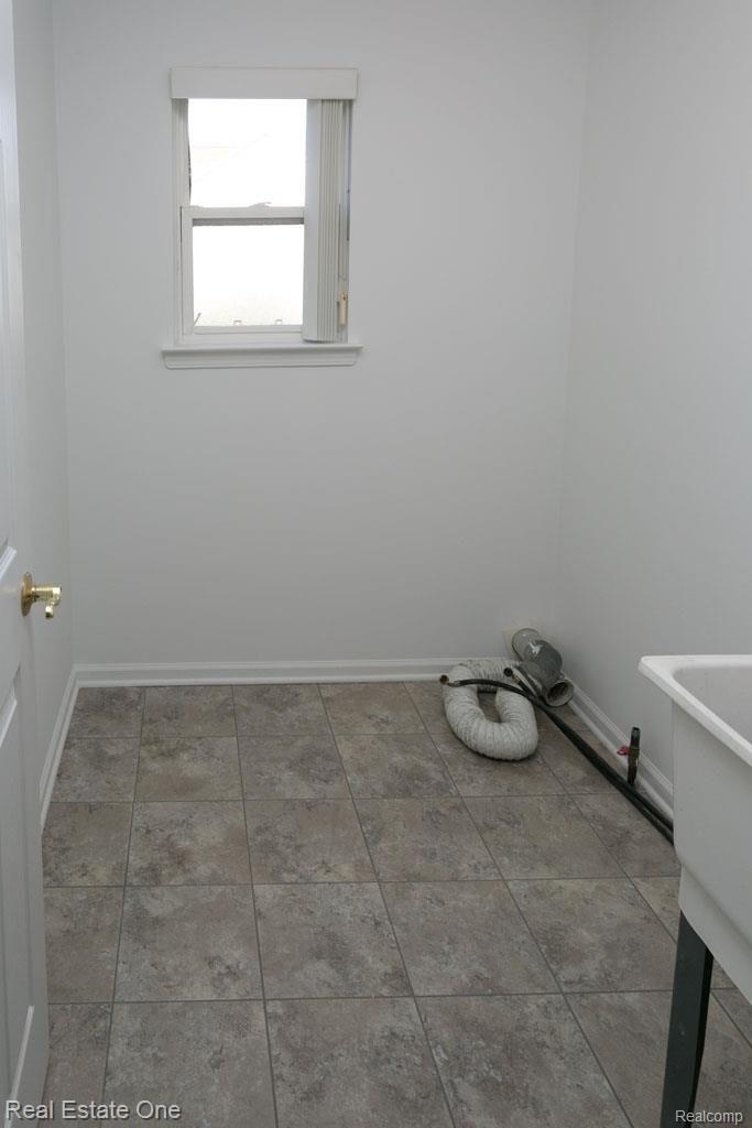 4296 Ridge Court Pinckney, MI 48169 - Photo 13 of 37 4Y0A8810.jpg
