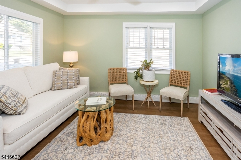 202 Marcella Road Parsippany, NJ 07054 - Photo 4 of 25