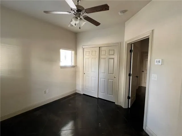 $1,985 | 810 Lafitte Street, Unit 105, Mandeville, LA 70448