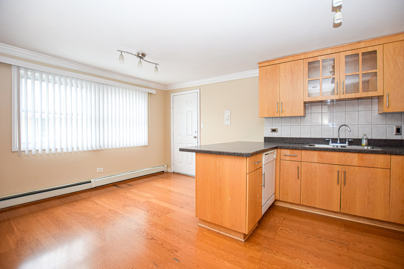 7858 Rutherford Avenue, Unit 3B Burbank, IL 60459 - Photo 3 of 8 Gallery Image 3