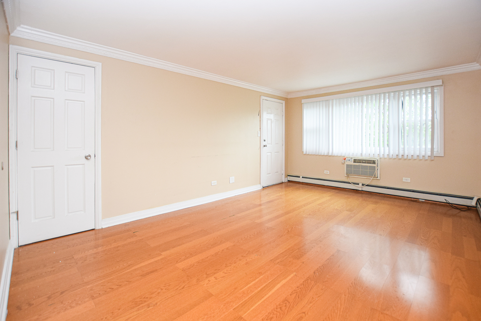 7858 Rutherford Avenue, Unit 3B Burbank, IL 60459 - Photo 4 of 8 Gallery Image 4