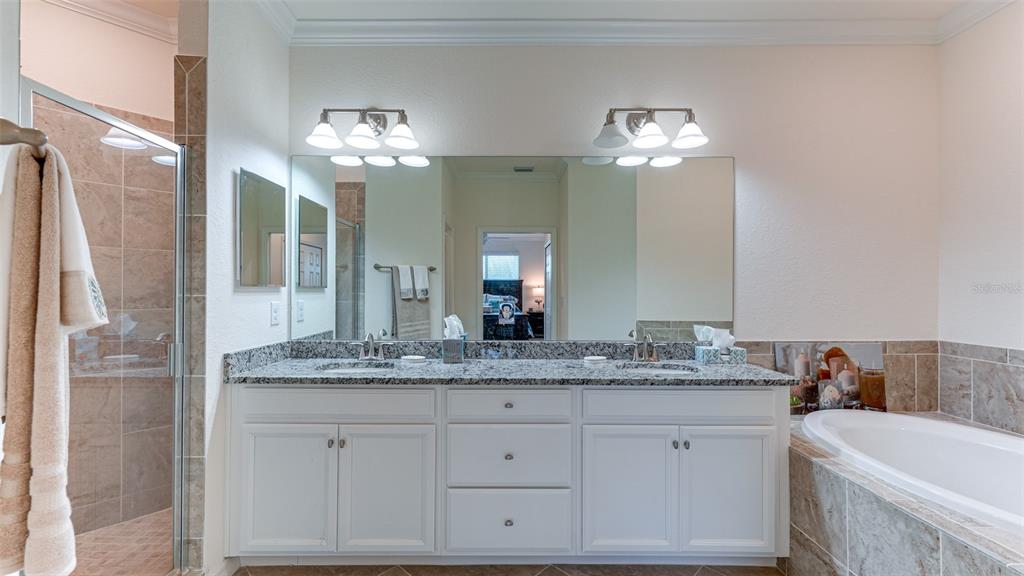 5805 Wake Forest Run, Unit 103 Lakewood Ranch, FL 34211 - Photo 21 of 54