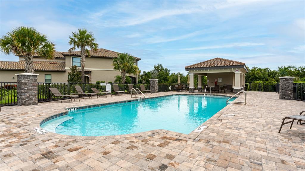 5805 Wake Forest Run, Unit 103 Lakewood Ranch, FL 34211 - Photo 32 of 54