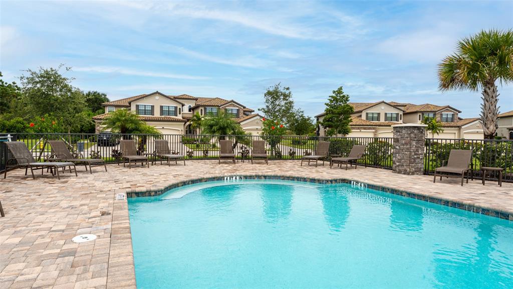 5805 Wake Forest Run, Unit 103 Lakewood Ranch, FL 34211 - Photo 33 of 54