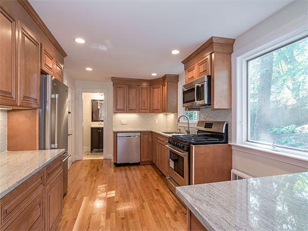 156 Florence Road Waltham, MA 02453 - Photo 3 of 24