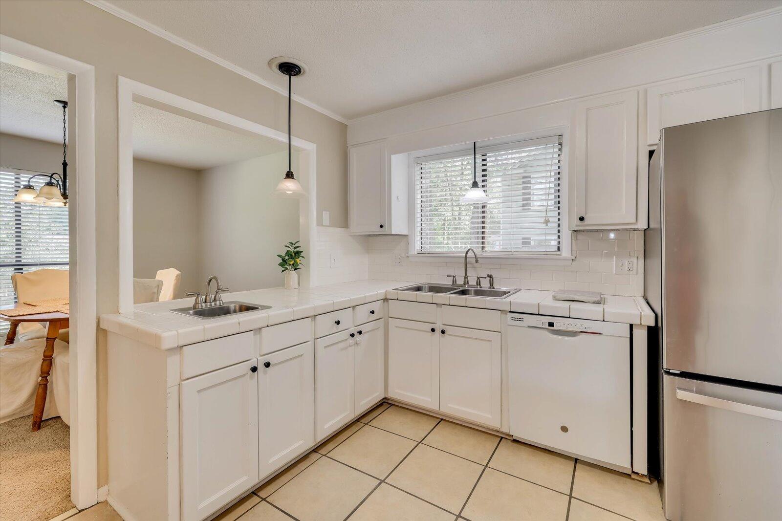 1218 River Ridge Drive Augusta, GA 30909 - Photo 4 of 45 20-120