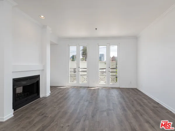 a view of a livingroom with a fireplace
