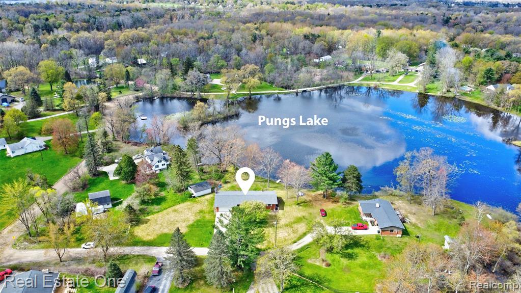 327 Coats Road Lake Orion, MI 48362 - Photo 10 of 62 Gallery Image 10