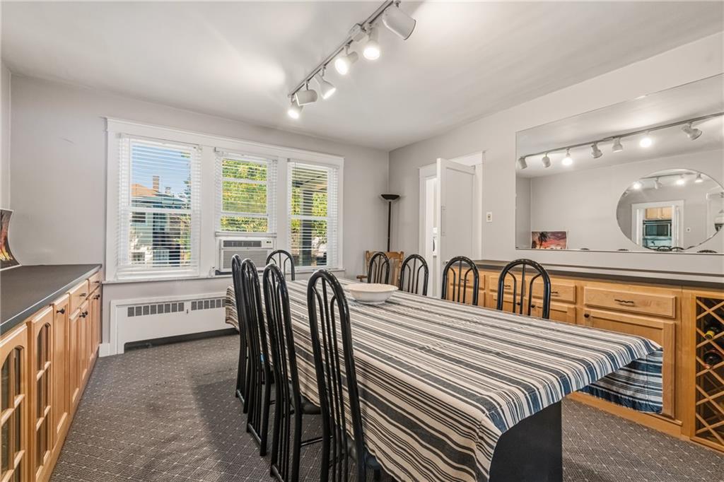 6667 Ridgeville Street Pittsburgh, PA 15217 - Photo 10 of 36 Gallery Image 10