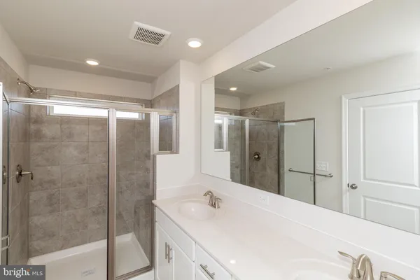 $2,995 | 10969 Barnard Place, White Plains, MD 20695