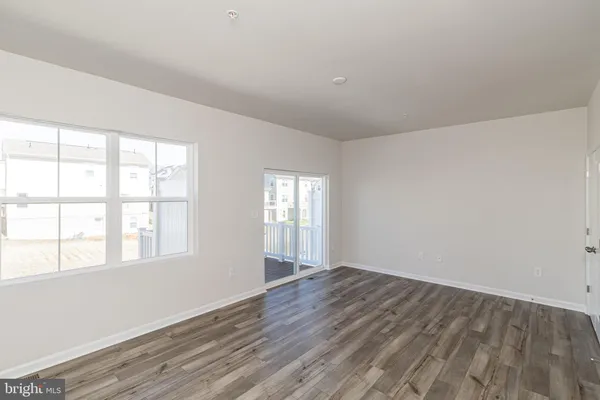 $2,995 | 10969 Barnard Place, White Plains, MD 20695