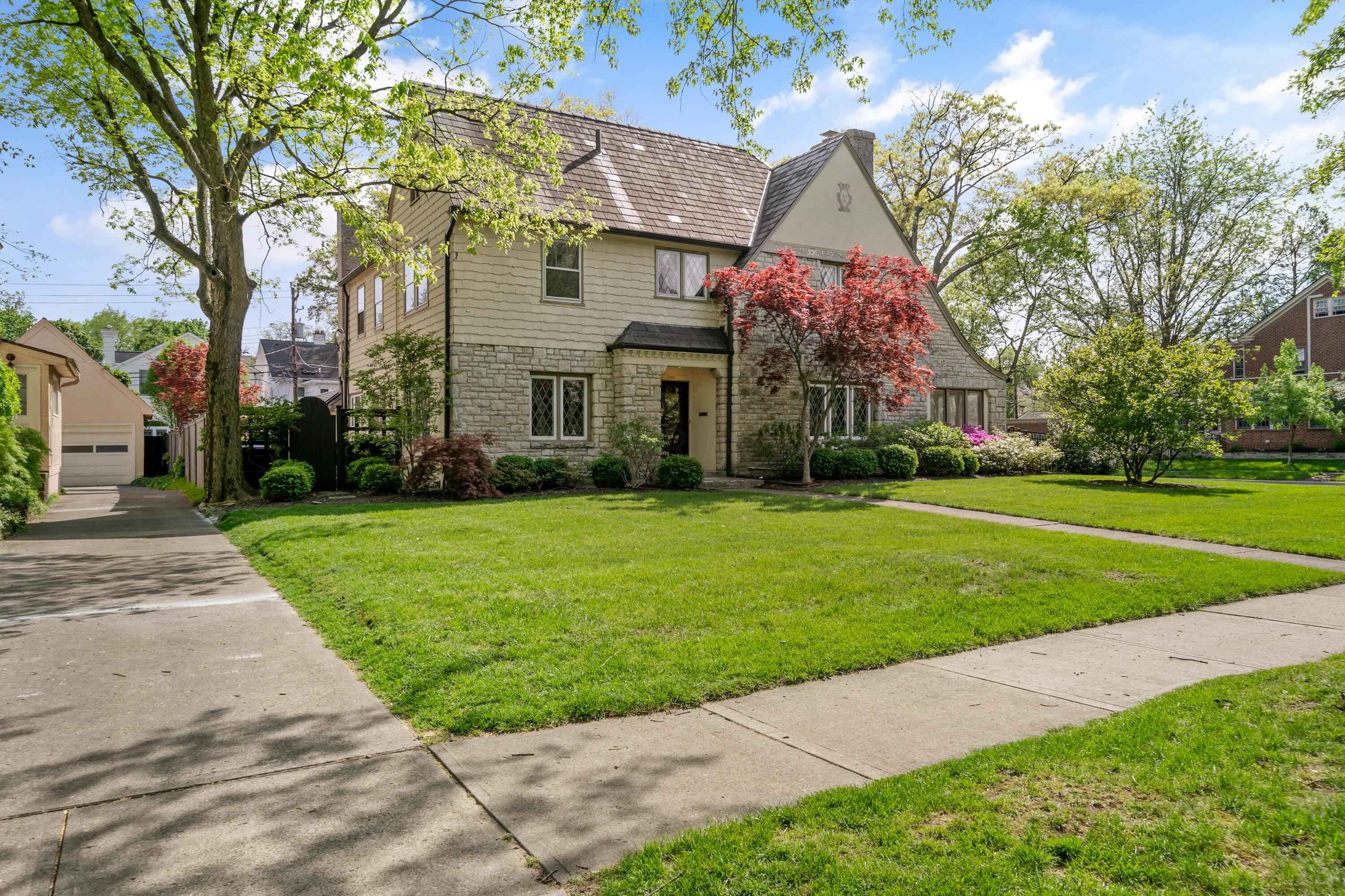 2389 Bryden Road Columbus, OH 43209 - Photo 5 of 90 DSC03078