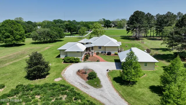 $800,000 | 200 Equipment, Carencro, LA 70520