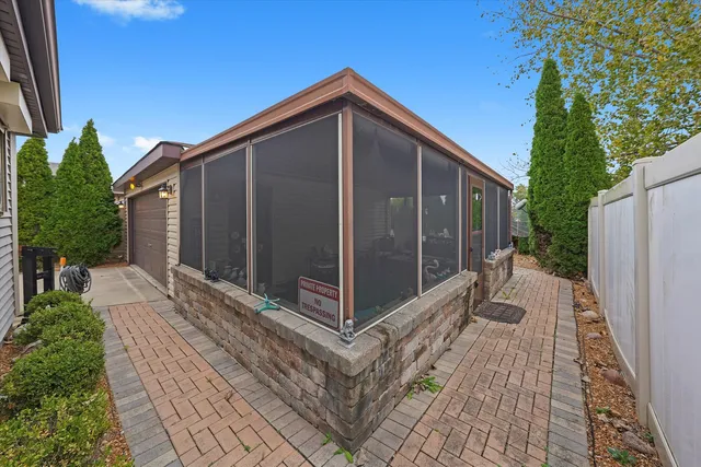 $240,000 | 18057 Juneway Court, Country Club Hills, IL 60478