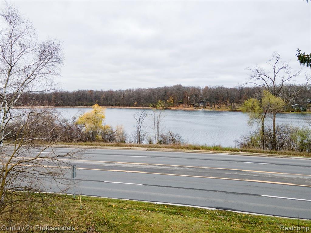 Lot 2 West Walton Pontiac, MI 48340 - Photo 15 of 21