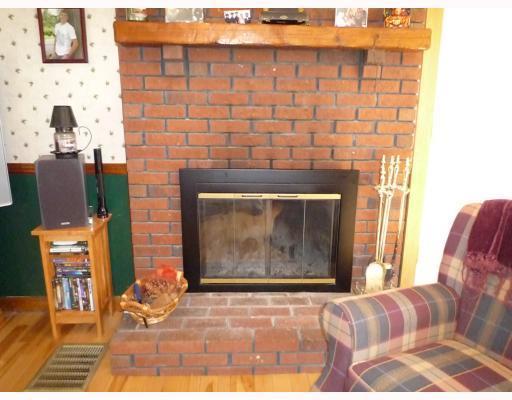 28 Running Springs Road Gorham, ME 04038 - Photo 7 of 16 Den/Family/Great Room.