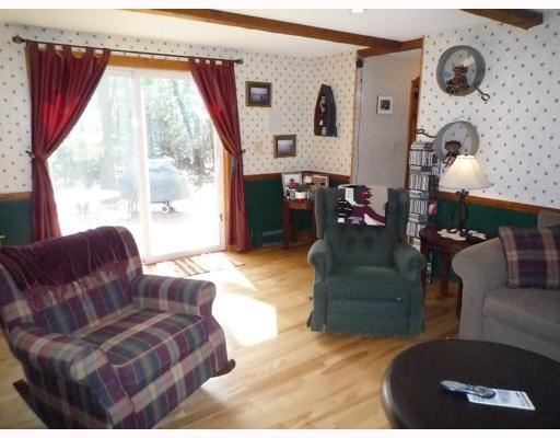 28 Running Springs Road Gorham, ME 04038 - Photo 8 of 16 Den/Family/Great Room.