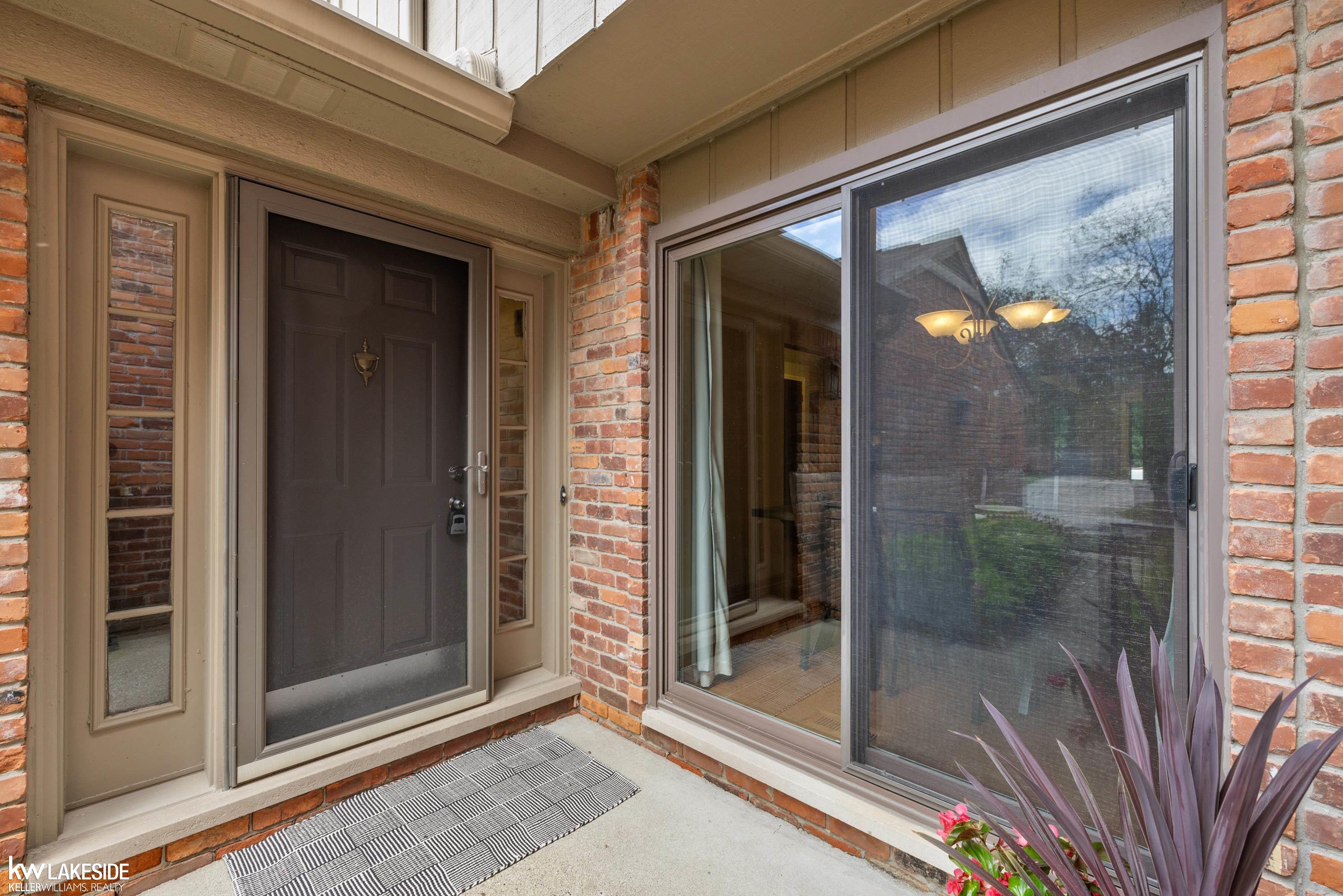 1875 Jenny Lane Rochester Hills, MI 48309 - Photo 4 of 67