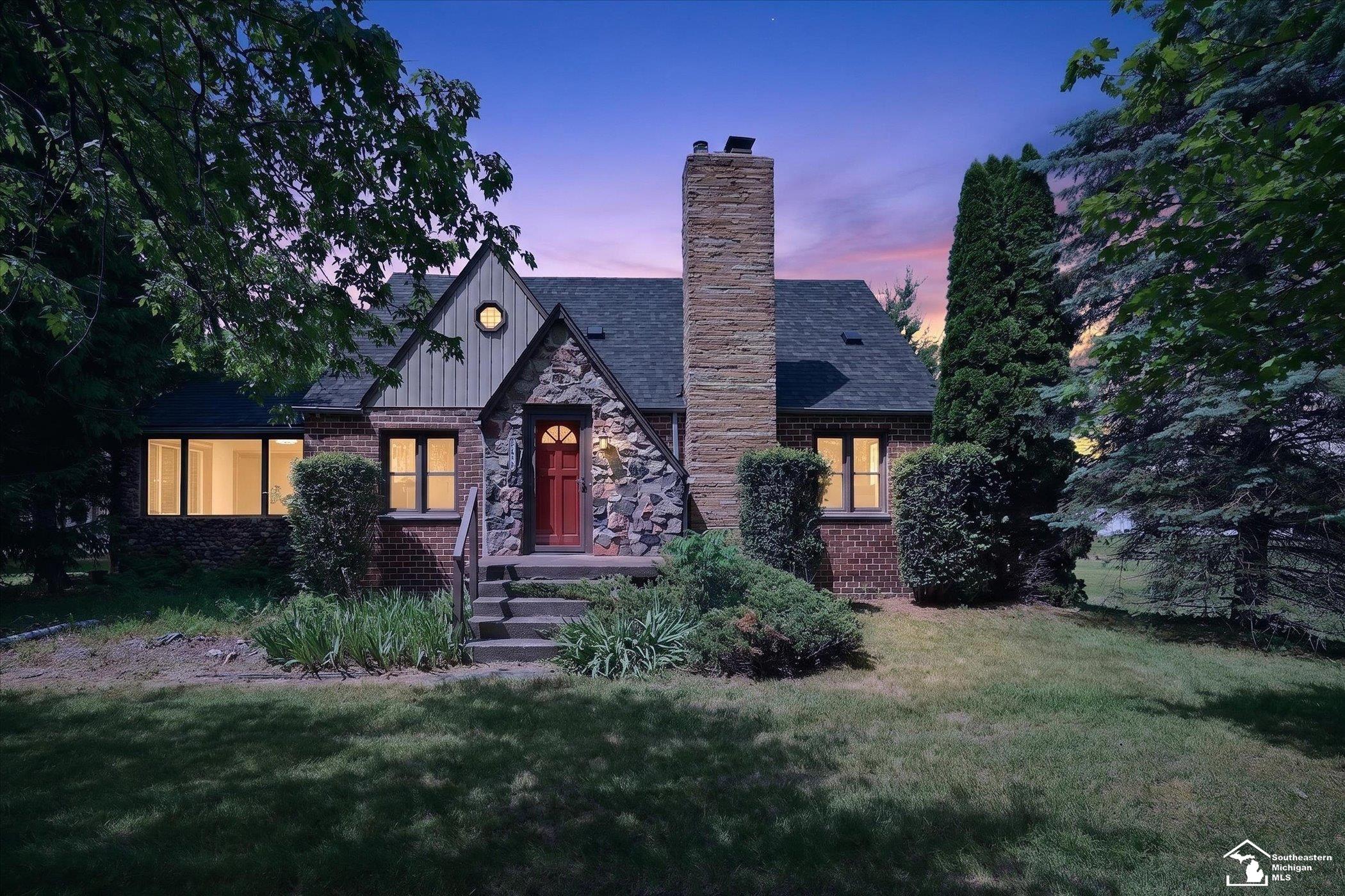 12472 South Custer Road Dundee, MI 48131 - Photo 1 of 46