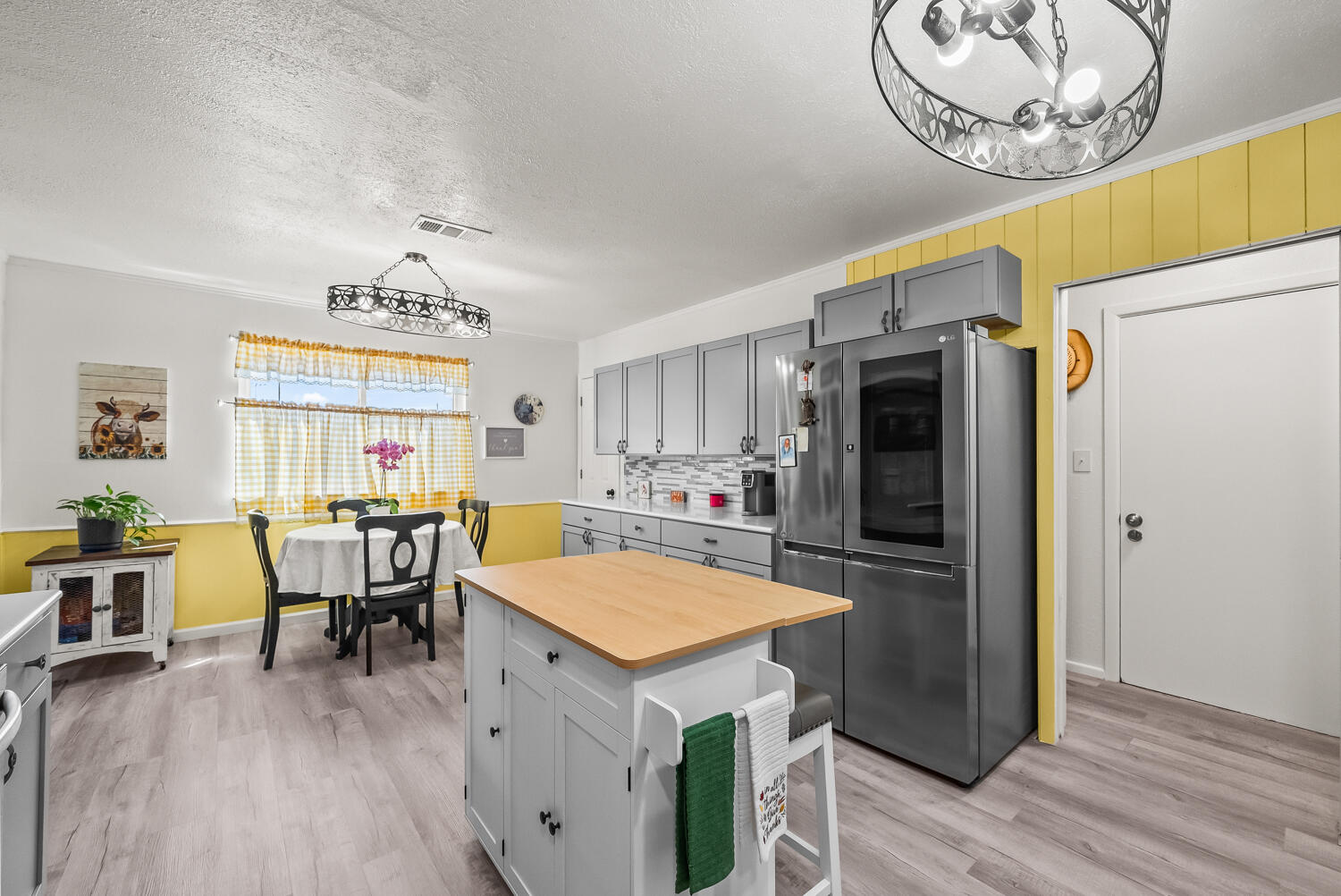 1500 West Garza Street Slaton, TX 79364 - Photo 12 of 34 1500 W Garza Slaton-18 - Copy