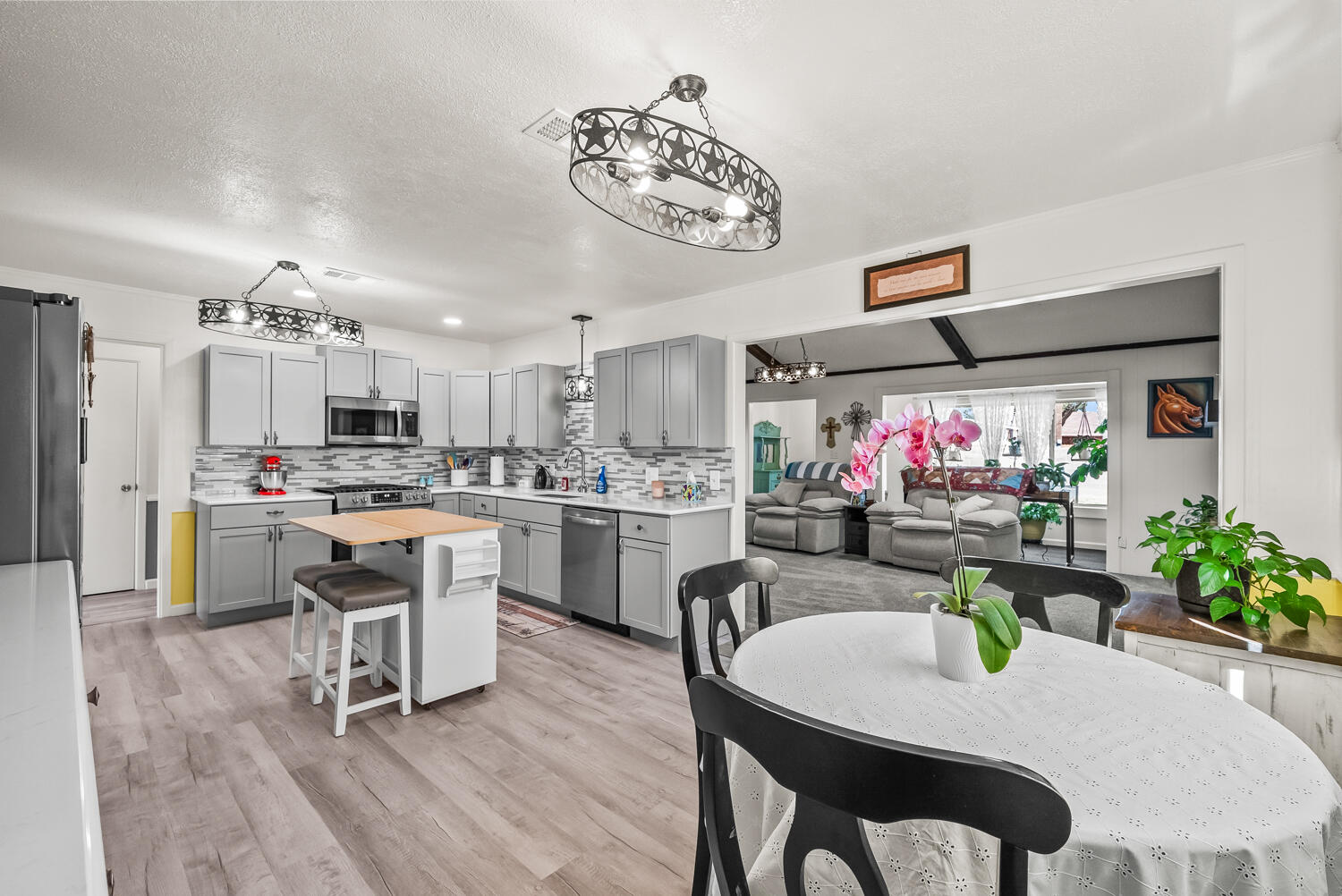 1500 West Garza Street Slaton, TX 79364 - Photo 14 of 34 1500 W Garza Slaton-19 - Copy