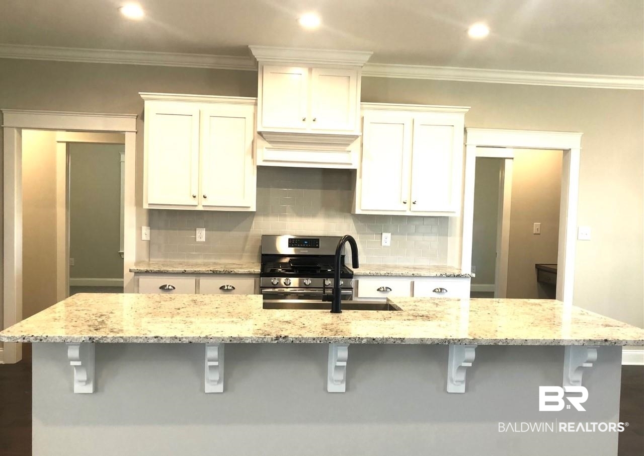 8771 Rosedown Lane Daphne, AL 36526 - Photo 4 of 17 Kitchen