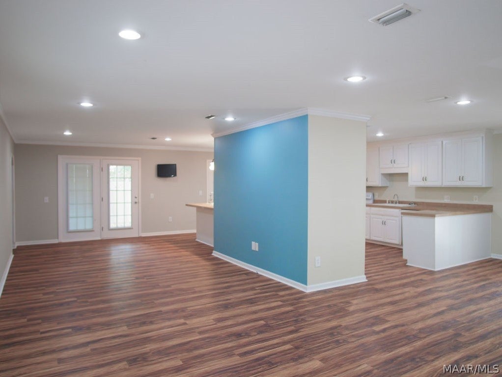 303 Holly Hill Road Enterprise, AL 36330 - Photo 4 of 35 Gallery Image 4