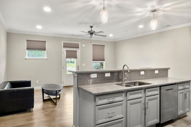 1916 Young Road Southeast Cleveland, TN 37323 - Photo 6 of 36 Kitchen and living room