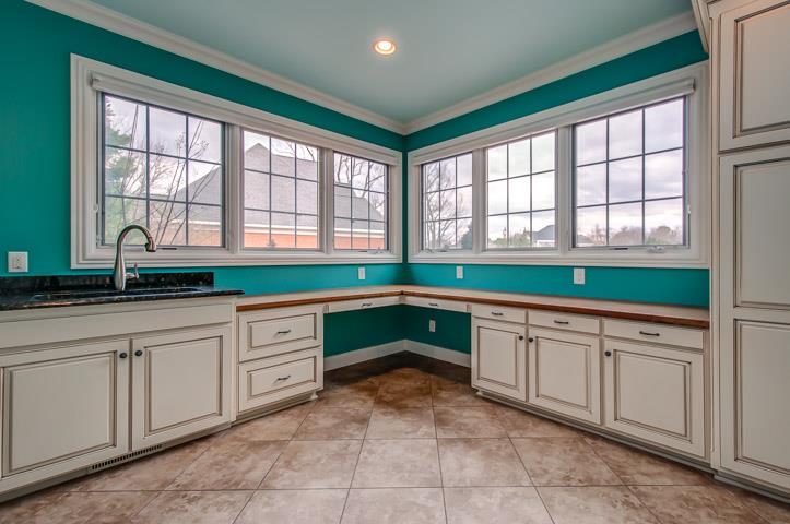 8218 Holly Road Brentwood, TN 37027 - Photo 14 of 30