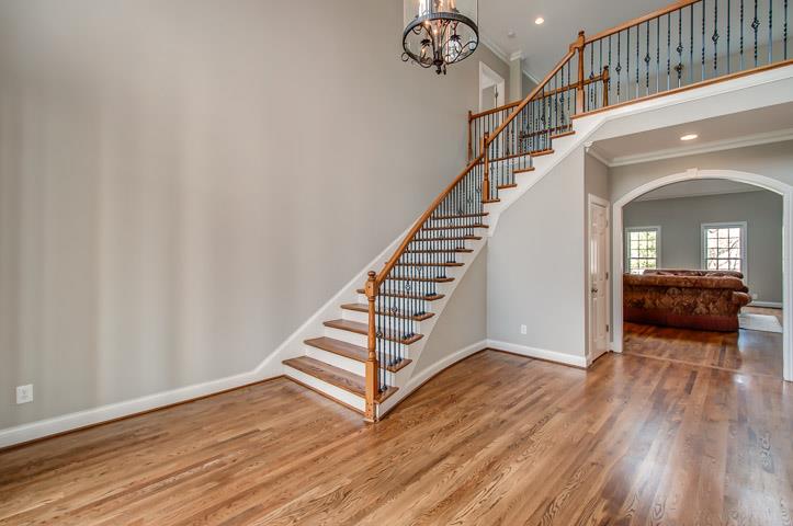 8218 Holly Road Brentwood, TN 37027 - Photo 2 of 30