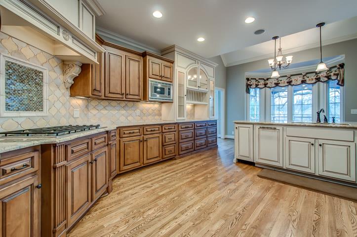 8218 Holly Road Brentwood, TN 37027 - Photo 7 of 30