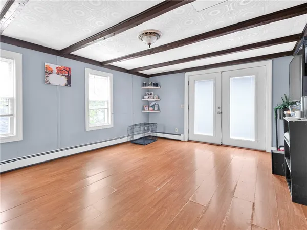 $389,900 | 28 Youngs Avenue, West Warwick, RI 02893